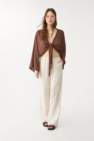 Stradivarius Flowing blouse with knot detail