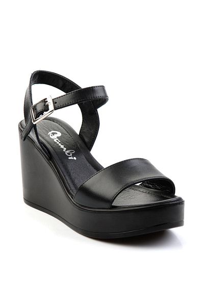 Bambi Black Leather Women's Sandals K 05040030403