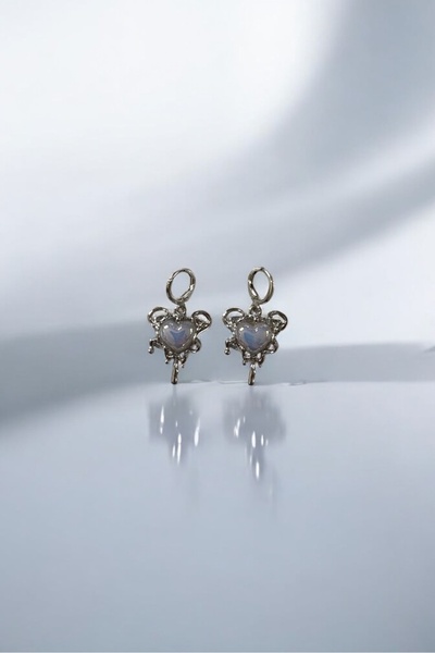 Huit KALPLİ GOTİK KÜPE