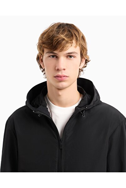 Armani Exchange Erkek Normal Kalıp Rüzgara ve Yağmura Dayanıklı Kapüşonlu Uzun Kollu Siyah Mont XM000621 AF12071-UC0