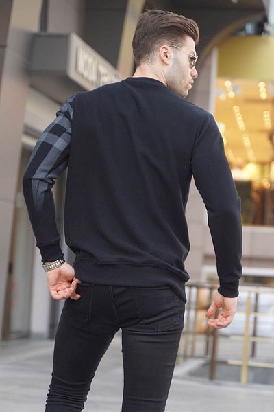 Madmext Μαύρο φούτερ με λαιμόκοψη 6031