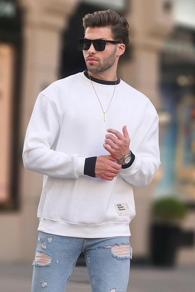 Madmext Ecrufarbenes Oversize-Sweatshirt – Rundhalsausschnitt, erhabenes Muster und Wappendetail 7043