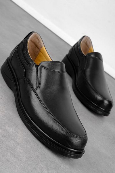 Lal Shoes & Bags Tega Men's Genuine Leather Casual Shoes with Stitching Detail - Black