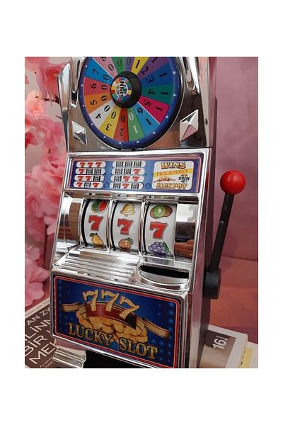 XTRIKE ME 🎰   Lucky Slot Wheel Slot Machine – 27×11 cm Fun Table Toy