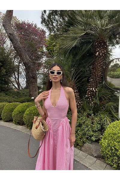LOCH BUTİK Rochie midi cu decolteu cu șarmuire roz