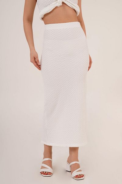 Hipo Trend Seersucker White Skirt with Slit Detail on the Back