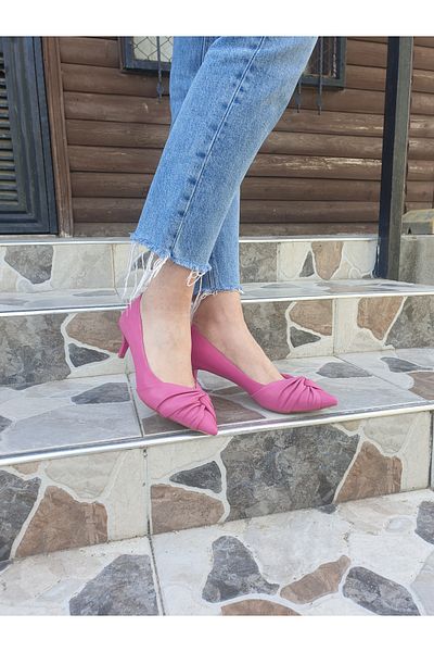 Elvis Women's Stiletto Heeled Shoes Fahrgety Fuchsia Pink (Size 1 Tight Fit)
