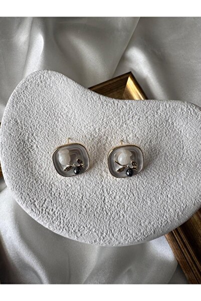 H&S AKSESUAR VİTANGE BEYAZ LALE ÇİÇEKLİ TASARIM KÜPE