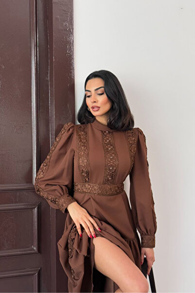 Neşeli Butik Дамска рокля с дължина макси и дантелени детайли NBMS2532