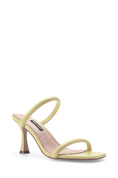 Nine West PENA 3FX - شبشب نسائي بكعب أصفر