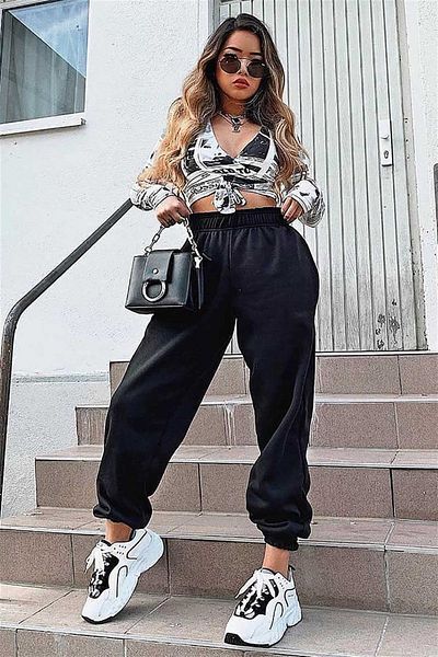 Madmext Mad Girls Schwarzer Oversize-Damen-Trainingsanzug mit elastischen Beinen Mg324