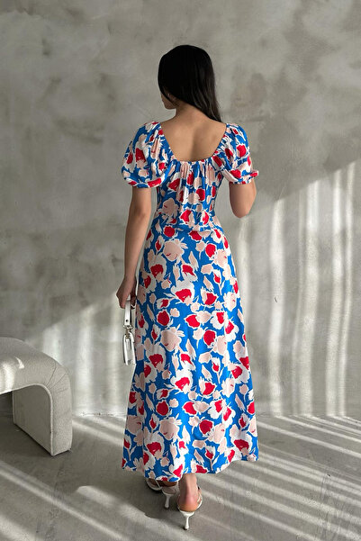 Mila Φόρεμα μίντι με μπλε σχέδιο άνοιγμα