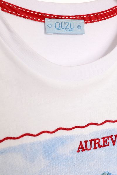 Quzu Tricou Crop Imprimat Carte Poștală Alb