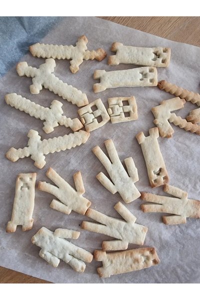 MODA Pixelated Block Themed Cookie Cutter Set – 5-Piece 3D Printing Shaped Cutter