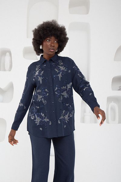 MİA NOURA FEMEIE FATA SI MANECI BRODAT OVERSIZE DIE CUT