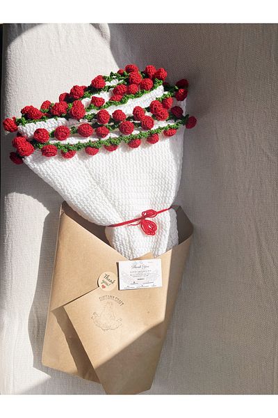 Sustaina Craft Hand Knitted Rose Bouquet Blanket Original and Romantic
