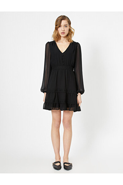 Koton Βραδινό φόρεμα από σιφόν με λεπτομέρεια με κορδόνια στη μέση και με κουμπιά, με λαιμόκοψη σε σχήμα V, μακρυμάνικο μίνι