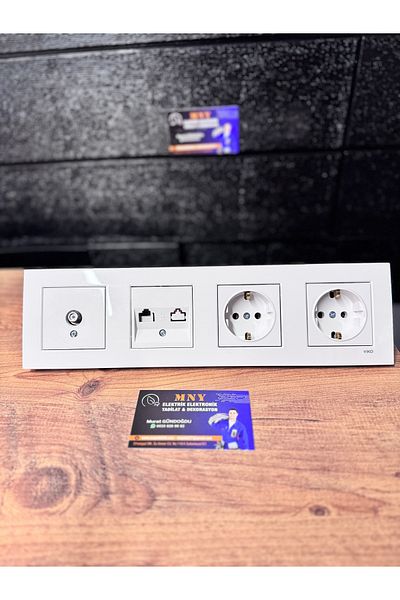 MNY Electric Set of 4 Tv, Two Socket, Numeris