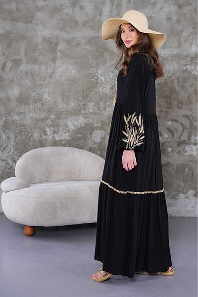 My Blog Rochie brodata cu broderie cu varf de piatra neagra - 2048