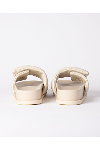 Armani Exchange Kadın Ayarlanabilir Üst Kısım Kaymaz Taban Bej Terlik XDP061 XV926-01819