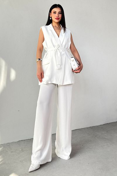Cappmoda TKM-9413 Λευκό γιακά με διπλό κουμπί γιλέκο φαρδύ παντελόνι Σετ δύο τεμαχίων