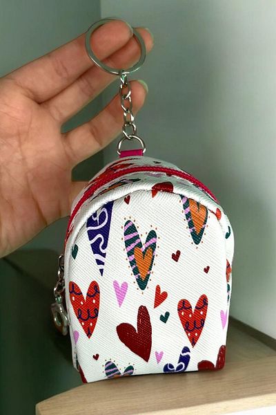 TAKIŞTIR Mixed Color Heart Figured Keychain / Wallet