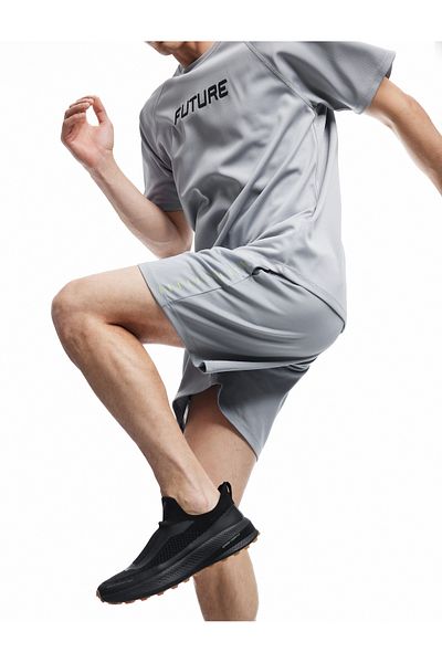 Koton Bedruckte Sportshorts mit Schnürung an der Taille und Taschendetail
