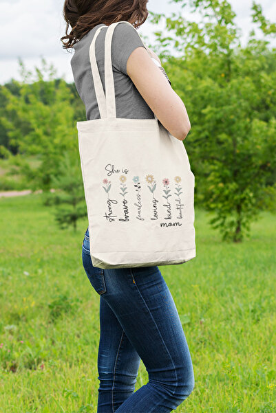 qoeuyl boutique Вона сильна, безстрашна №3 Друкований подарунок до Дня матері...