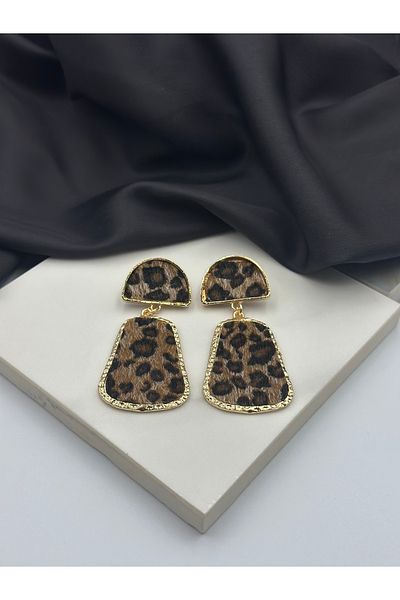 Lumiera Leopard Patterned Gold Detailed Textured Dangle Design Earrings