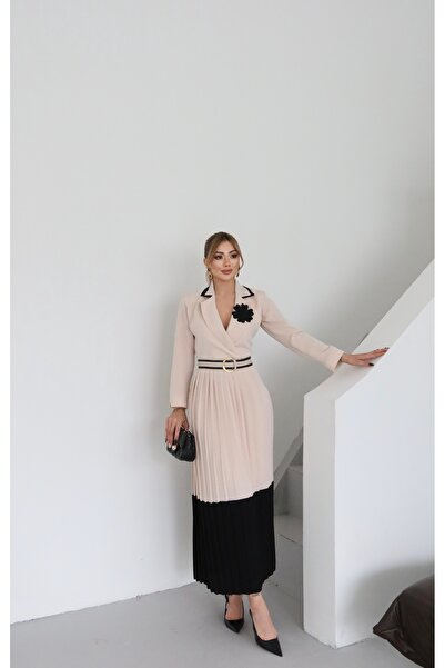 1Moda1Tarz Γυναικείο ειδικό σχέδιο μάξι φόρεμα με εισαγόμενο ύφασμα, πλισέ ζώνη και λεπτομέρεια αξεσουάρ από τριαντάφυλλο