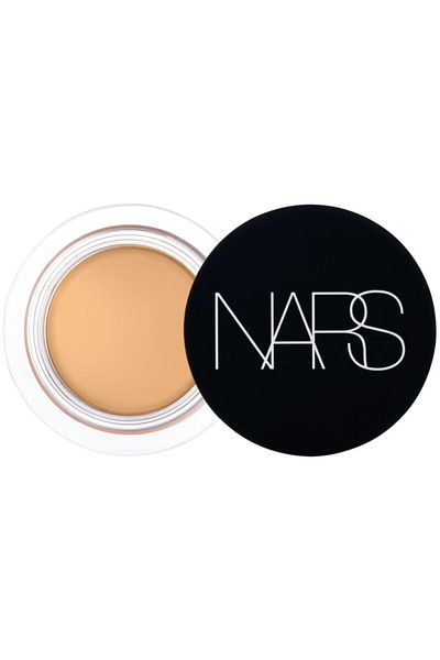 Nars Concealer with High Coverage That Gives a Natural Look to the Skin 6.21ml Praline