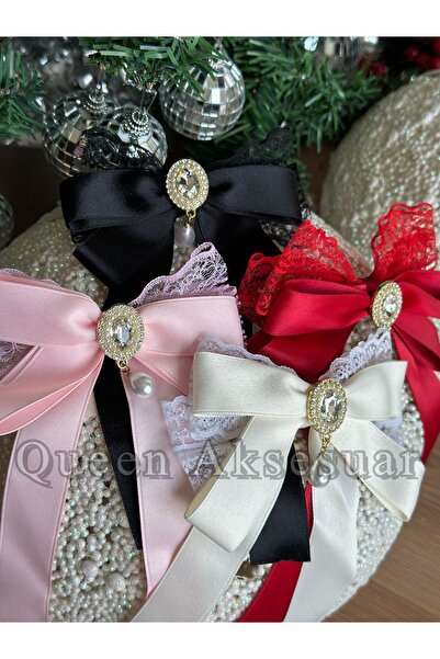 QUEEN AKSESUAR Πολυτελής vintage κορδέλα με πέτρα με πέρλες και δαντέλα, με κρεμαστό φιόγκο από σατέν, με κορδέλα με ουρά, αυτόματο λευκό κρεμ