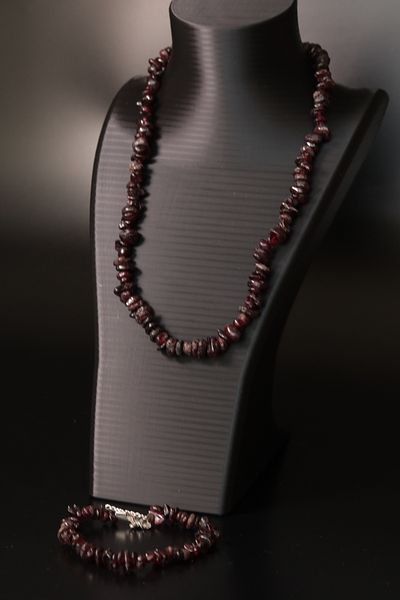 CessNova Certified 100% Original Garnet/Granat Cracked Natural Stone Necklace and Bracelet Set