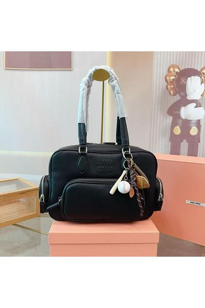 Miu Miu Bag, the most luxurious style, large size