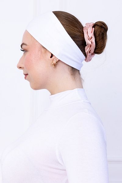 Loggia Bandana White Seamless Hijab Bonnet - Sports Hair Band