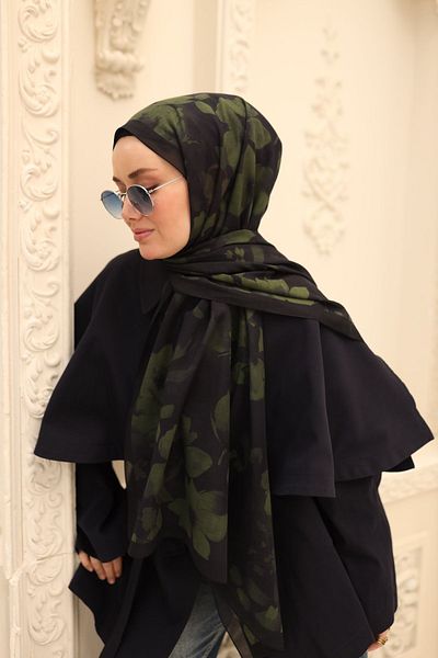Silk Home Narcissus Pattern Naria Shawl