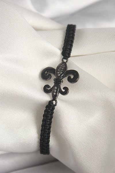 Celira Brass Black Color Zircon Stone Embroidered Lily Figure Elevator Macrame Model Women's Bracelet
