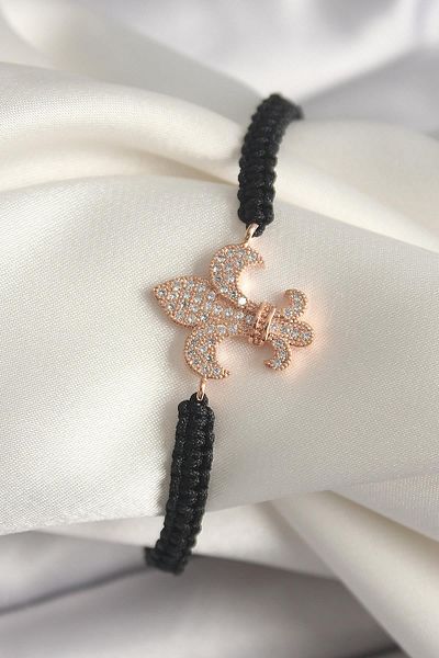 Celira Brass Rose Color Zircon Stone Lily Model Elevator Macrame Model Women's Bracelet