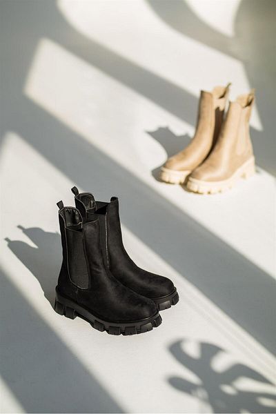 Eataly Shoes 227 Cizme de damă cu talpă cu dinte din piele intoarsa neagra