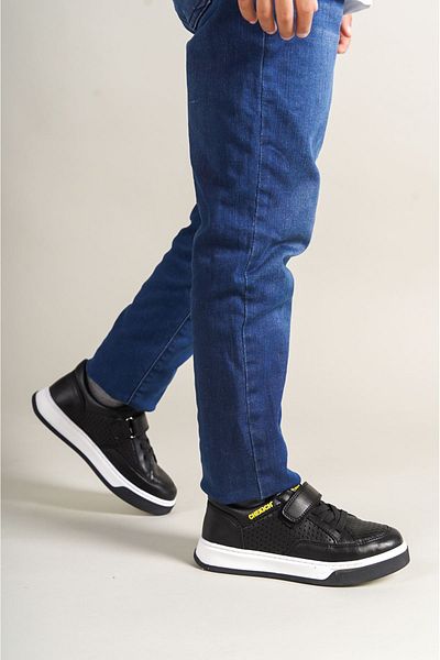 pabucmarketi Boys' Casual Boots with Velcro Lacing Detail Black