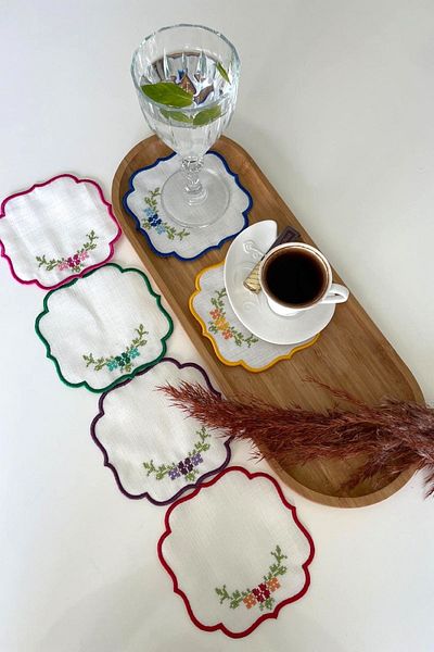 Zeria Home 6 Pieces Embroidered Coffee Side Presentation Napkin Cocktail Napkin & Coaster & Presentation Holder