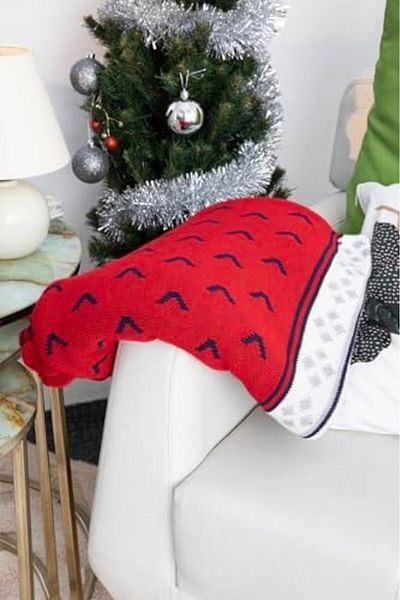 STOREMAX Ezg Knitwear Pompom Knitted Tv Blanket (Navy Blue) Ezsnshop 1065757