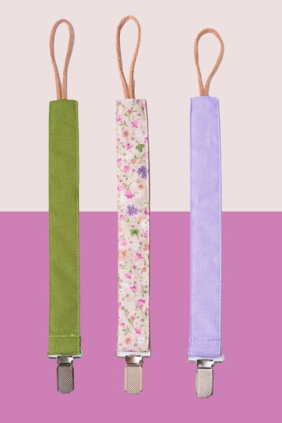 MyVera Walnut Green Spring Floral Lilac Pacifier Set - 3-Piece Hanging Chain