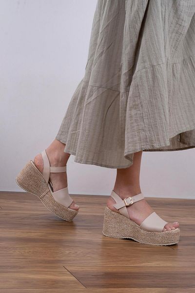 sovrana Real Leather Wedge Heel Sandals Beige