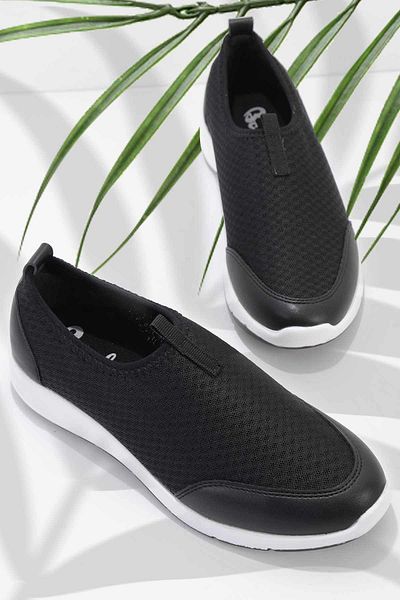 Bambi Women's Black Sneaker K 01786002022