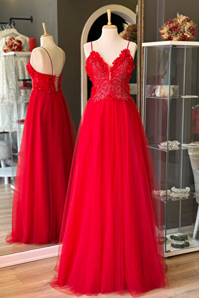 Lenta Moda Kırmızı Pano Desen Dantel ve Üç Boyutlu Çiçek Detaylı Gelinlik