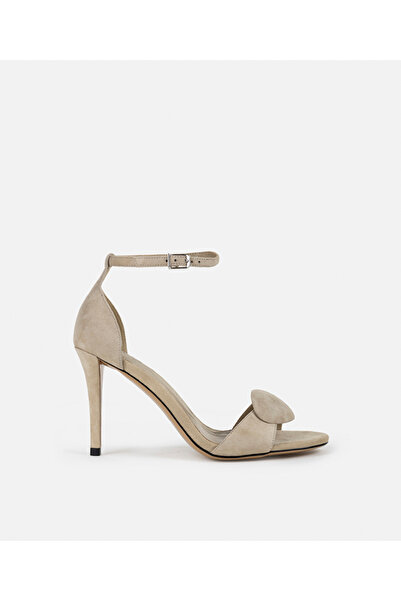 İpekyol Oval tokalı topuklu ayakkabı
