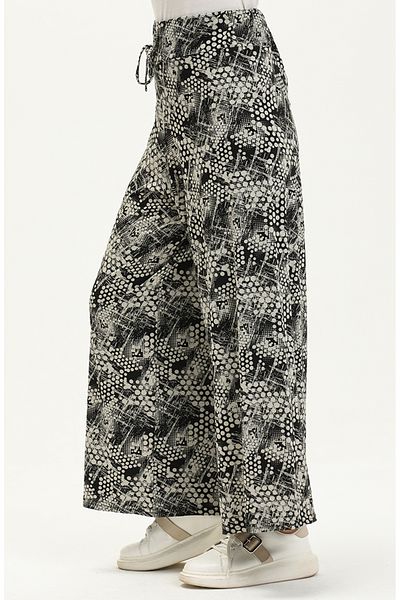 sefamerve Pantaloni din viscoză 1027d-01 Negri