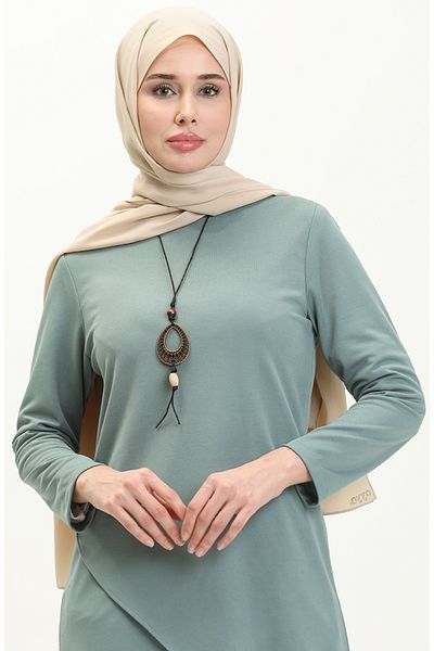 sefamerve Grünes Tunika- und Hosen-Set mit Halskette – 0704-04
