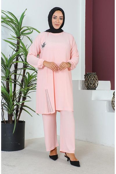 sefamerve Set din două piese de mărime mare - tunică și pantaloni înfășurați 2608-08 pudră